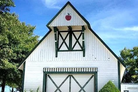 Cider Hill Family Orchard U-Pick Orchard and Event Barn